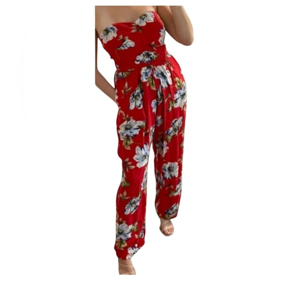 Band of Gypsies Pants - Band of Gypsies L Red Multicolor Floral Strapless Romper Jumpsuit EUC